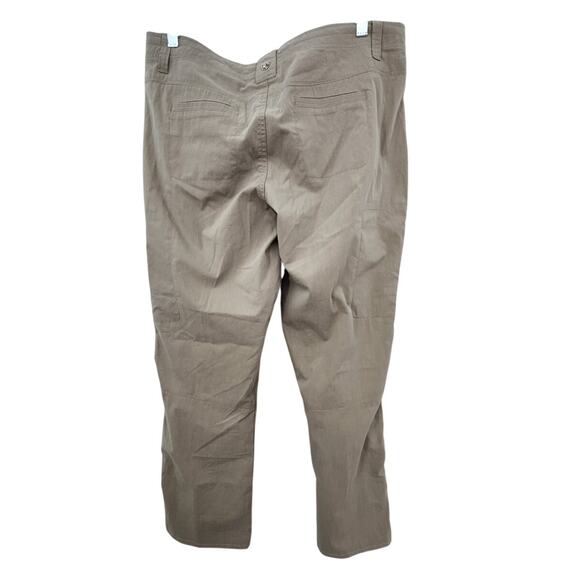 KUHL Legendary Pants Spire Roll Up Size 14 Tan‎ Khaki Outdoor Hiking - Picture 2 of 12